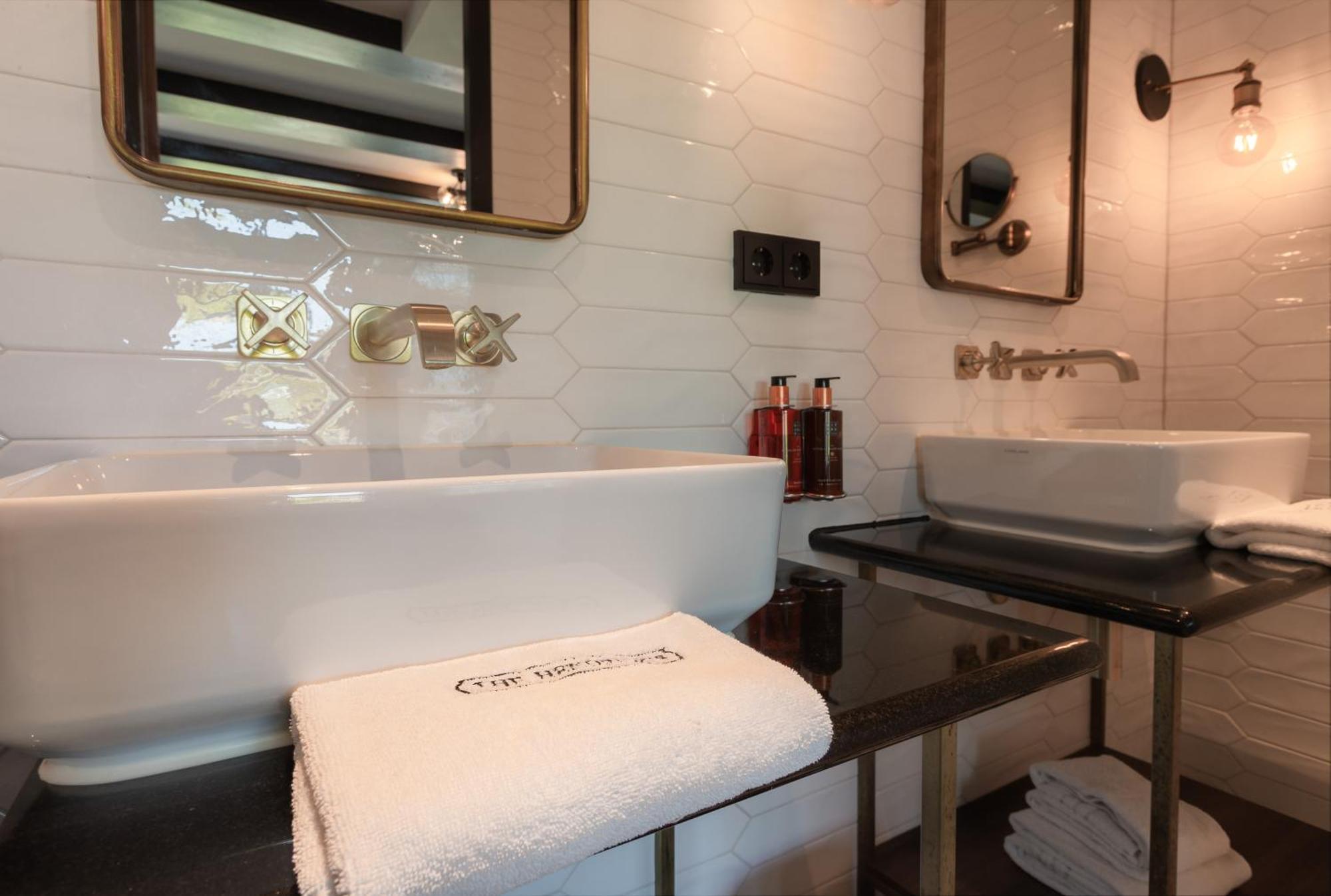 The Hendrick'S Hotel Амстердам Номер фото